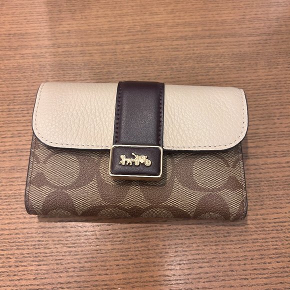 Coach Bags Coach Medium Grace Wallet In Signature Canvas Cc60